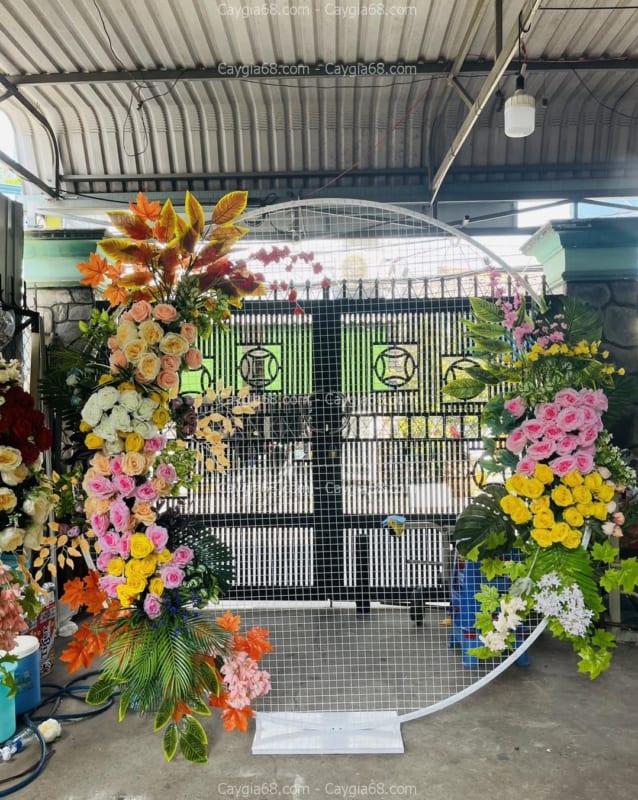 Cổng hoa giả