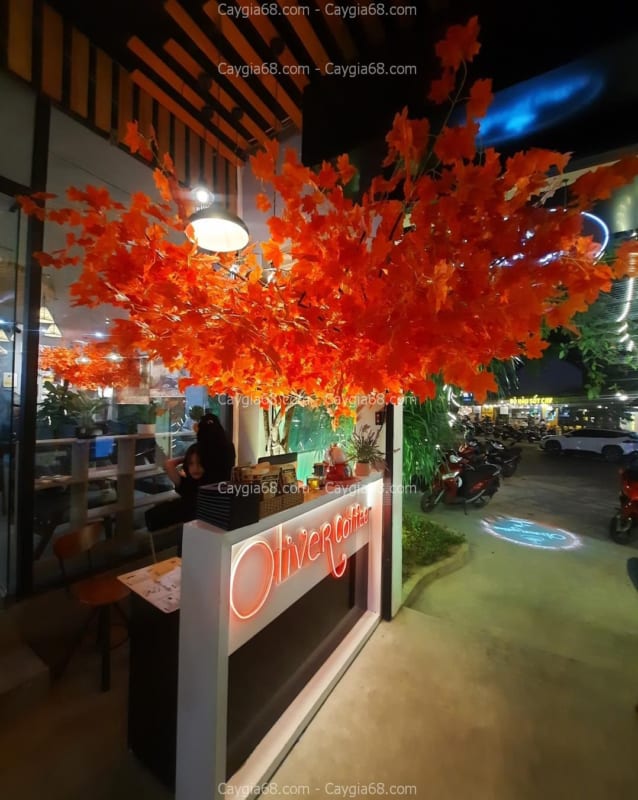 decor cây phong giả nhà hàng